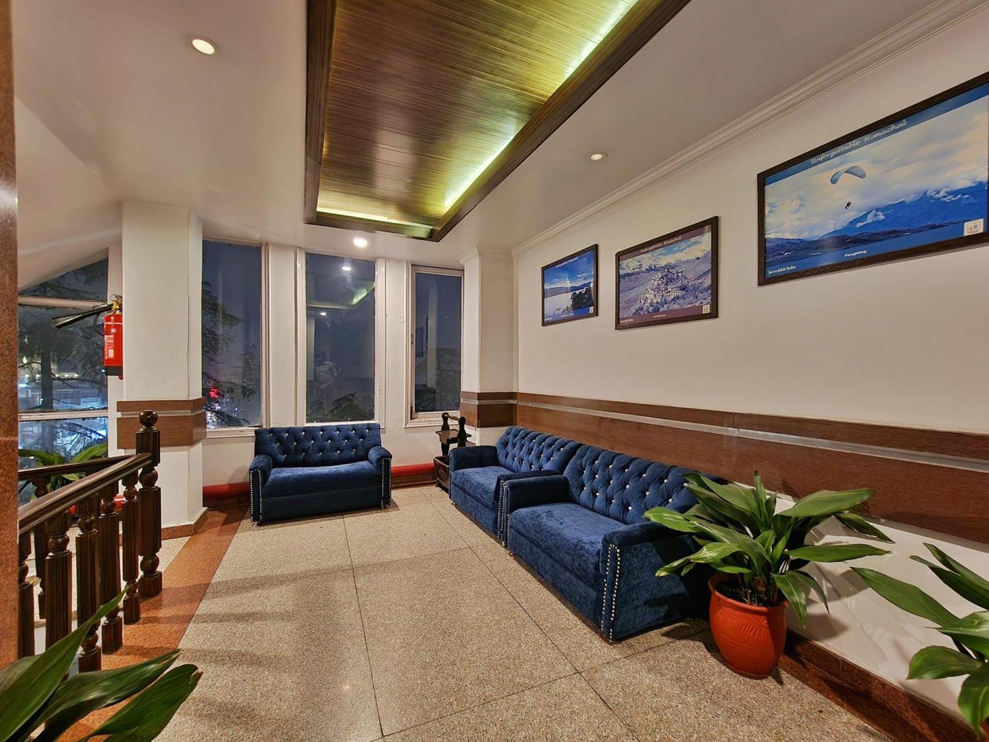 Hotel Surya シムラー エクステリア 写真